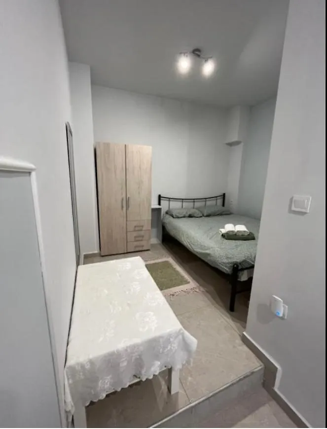 ניאה מיכאניונה White Studio דירה ניאה מיכאניונה
